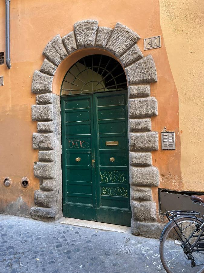 Casa Cappellari Design Studio A Campo De' Fiori Rome Luaran gambar